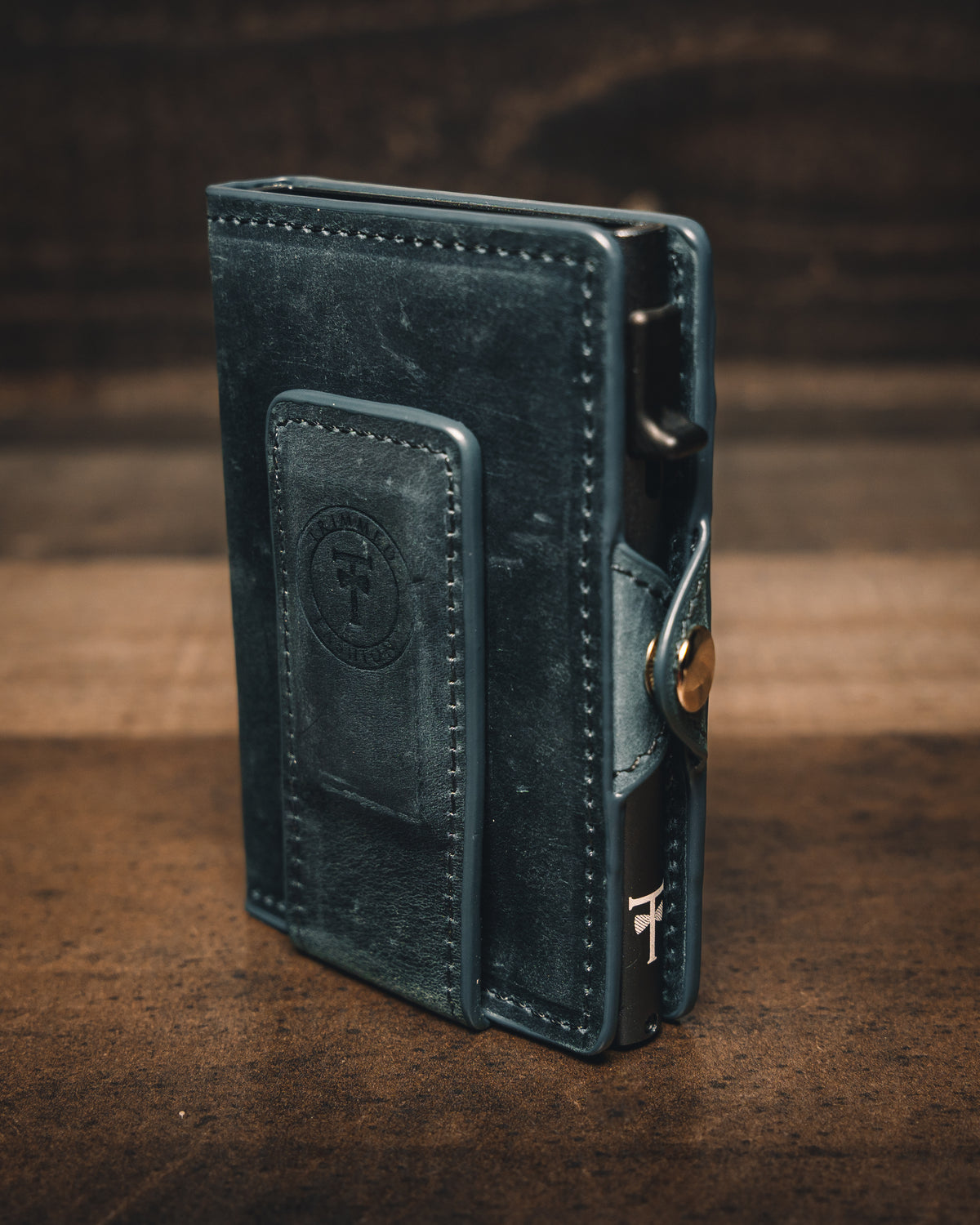 Signature Magnet Wallet